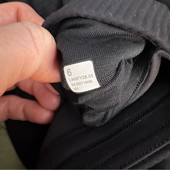 Lululemon Wunder Train Black High-Rise Ribbed Tight 25" Leggings 6 - Picture 10 of 11